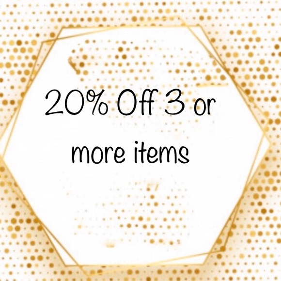 ✨✨Two Tone Padlock Earrings ✨✨ - Picture 6 of 6